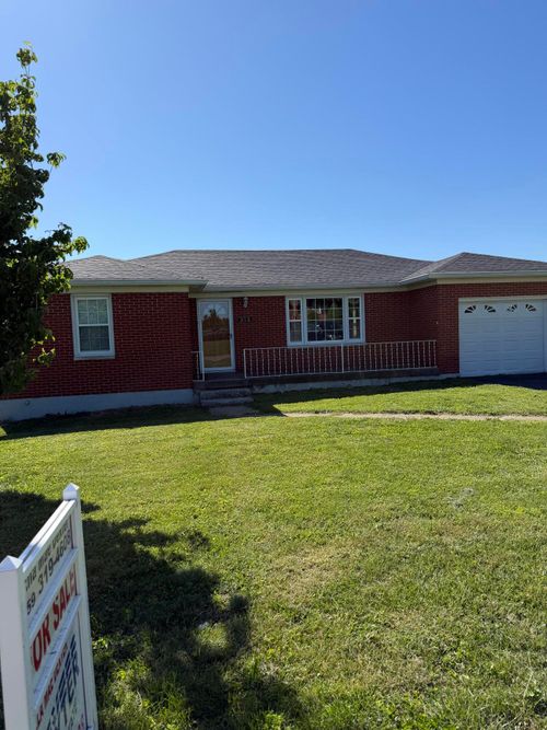 353 Kennedy Ln, Lebanon, KY, 40033-1622 | Card Image
