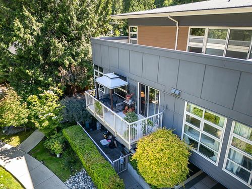 206-2832 Capilano Rd, North Vancouver, BC, V7R4H5 | Card Image