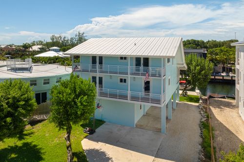 185 Ojibway Ave, Tavernier, FL, 33070-2120 | Card Image