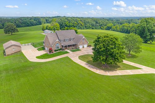 845 Mcclure Rd, Clarksville, TN, 37040-8317 | Card Image