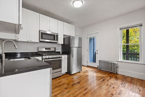 2-39 Bradley St, Somerville, MA, 02145-2925 | Card Image