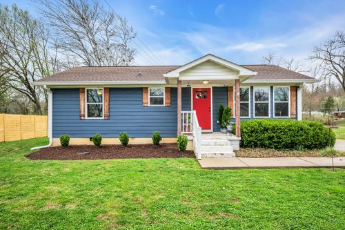 101 Simpson Ave, Waverly, TN, 37185-1720 | Card Image