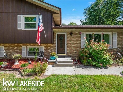 3098 Negaunee Trl, North Street, MI, 48049-4525 | Card Image