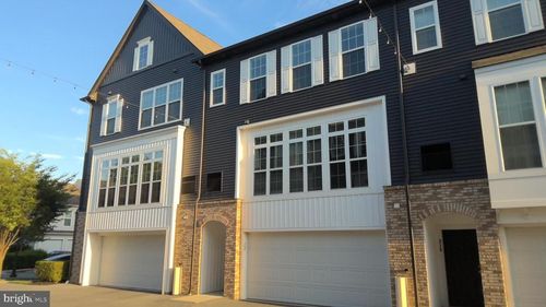 214 Mayer Pl, LANCASTER, PA, 17601-3977 | Card Image