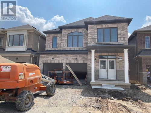 369 Valleyway Dr, Brampton, ON, L6X5S7 | Card Image