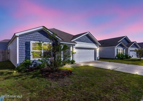 8162 Finchley St Ne, Leland, NC, 28451-3207 | Card Image