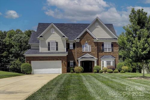 4966 Riverview Dr, Harrisburg, NC, 28075-3910 | Card Image
