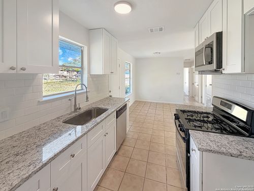 6231 Haven Vly, San Antonio, TX, 78242-2534 | Card Image