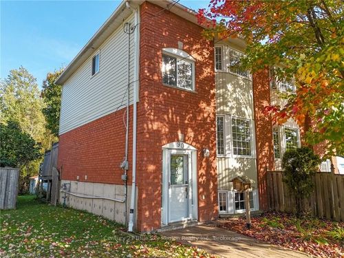 90 Johnston Rd, North Bay, ON, P1B9N6 | Card Image