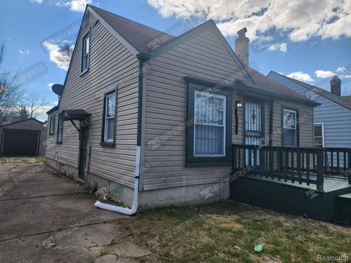 15706 Liberal St, Detroit, MI, 48205-2015 | Card Image