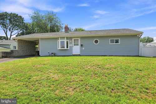 45 Lavender Lane, LEVITTOWN, PA, 19054 | Card Image