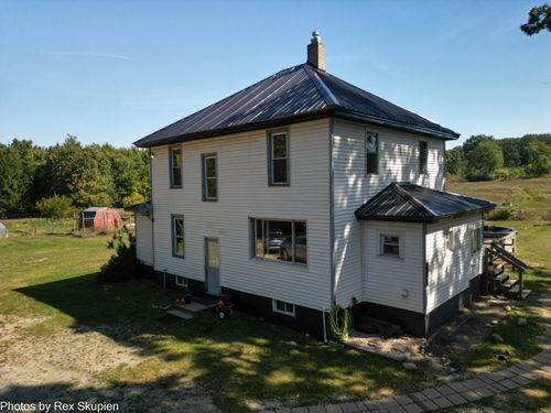 11664 N Gordon Ave, Bitely, MI, 49309-9683 | Card Image