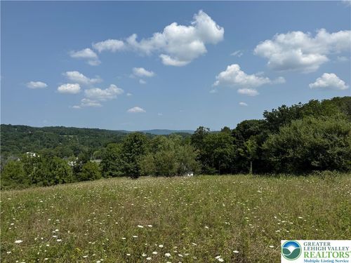 6596 Chestnut Hill Church Rd, Coopersburg, PA, 18036 | Card Image