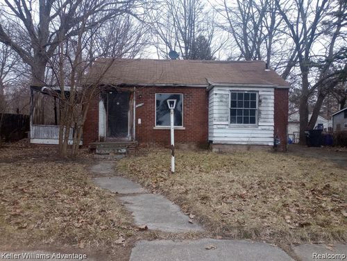 4576 Guilford St, Detroit, MI, 48224-2207 | Card Image