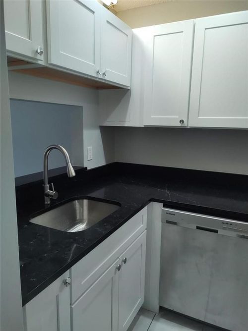 1022 Twin Lakes Dr, Coral Springs, FL, 33071-5322 | Card Image