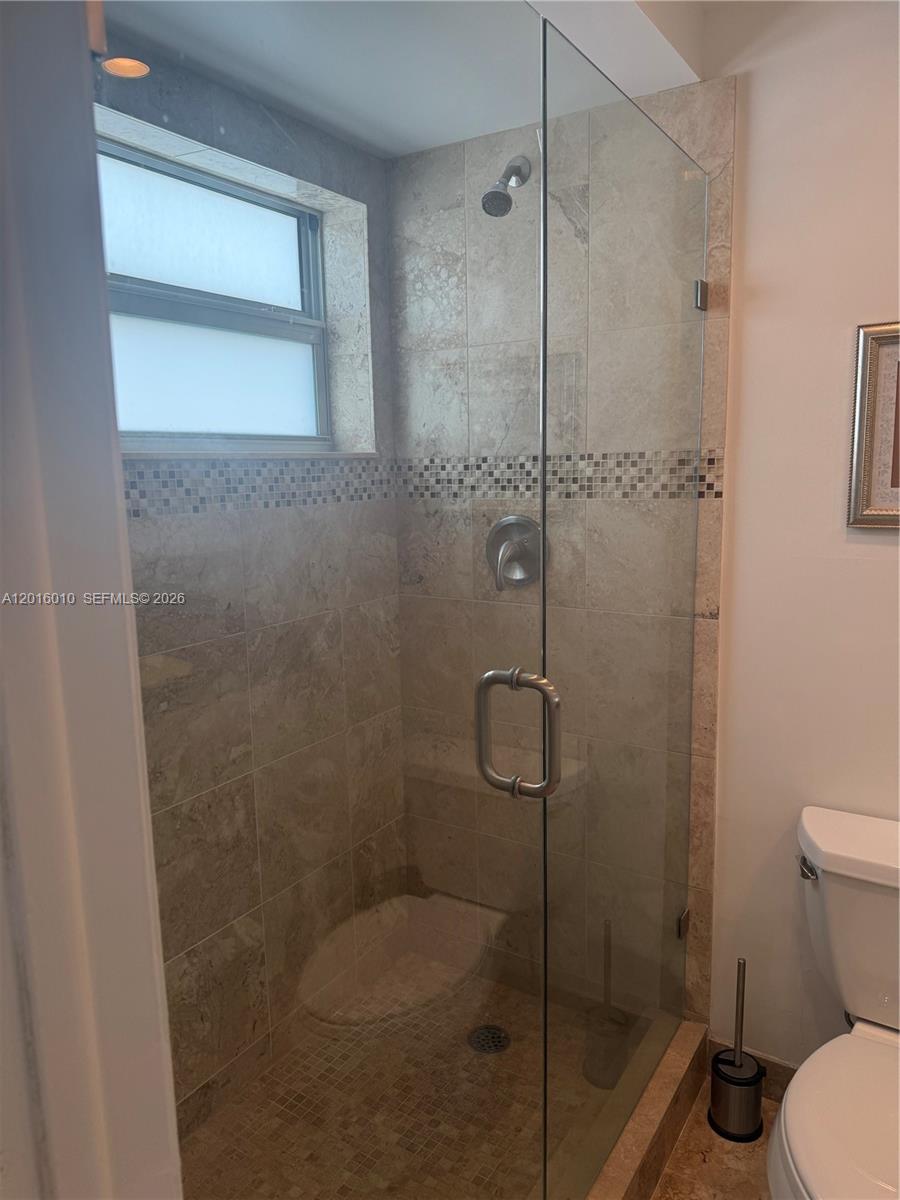 Residential Lease in Lauderdale By The Sea 4