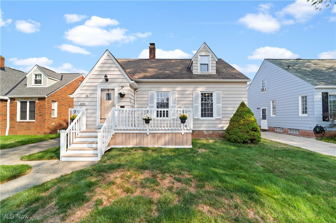 Woodbury Ave, Cleveland, OH 44135