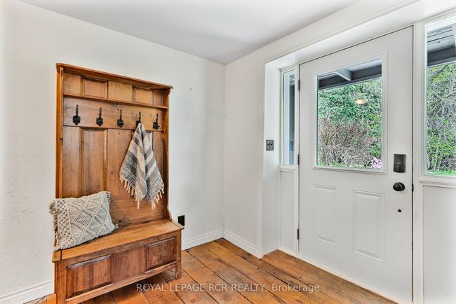17329 Shaws Creek Rd, House other with 3 bedrooms, 2 bathrooms and 6 parking in Belfountain ON | Image 5