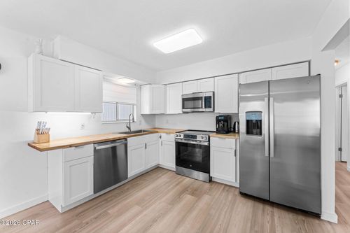 6520 Olokee Street, Panama City, FL, 32404 | Card Image