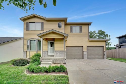 5462 Betty Lou Blvd, Lincoln, NE, 68516-6384 | Card Image