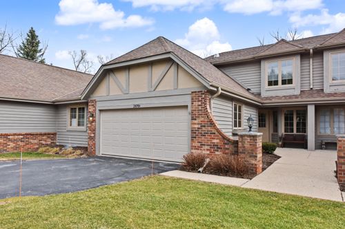 2870 Teal Ridge Ct, Brookfield, WI, 53045-3474 | Card Image