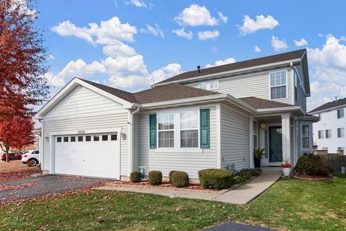 20524 Mcgilvray Dr, Crest Hill, IL, 60403-2060 | Card Image