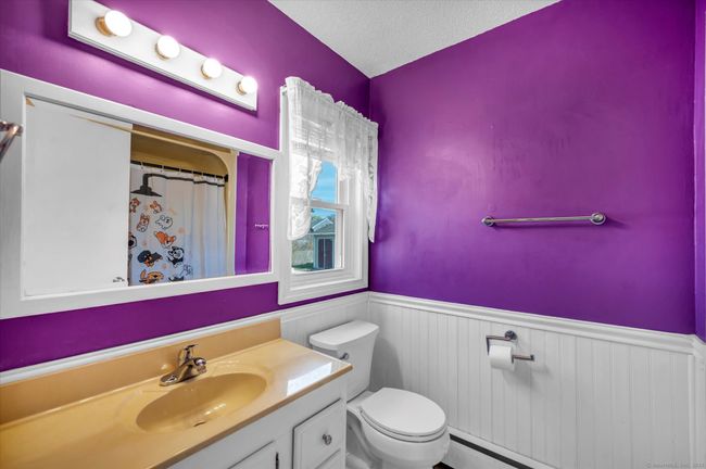 117 E Side Dr, House other with 3 bedrooms, 2 bathrooms and null parking in Wallingford CT | Image 23