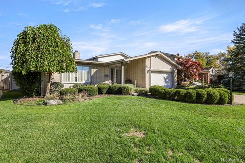 26234 Tennant Street, Dearborn Heights, MI, 48127 | Card Image