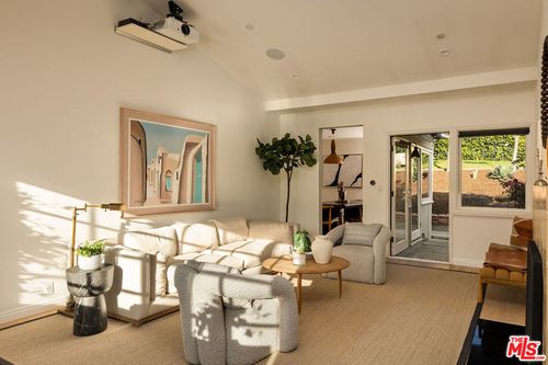 1954 Comstock Avenue, Los Angeles, CA, 90025 | Card Image