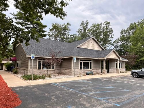 1764 Forest Ridge Dr, Traverse City, MI, 49686-4776 | Card Image