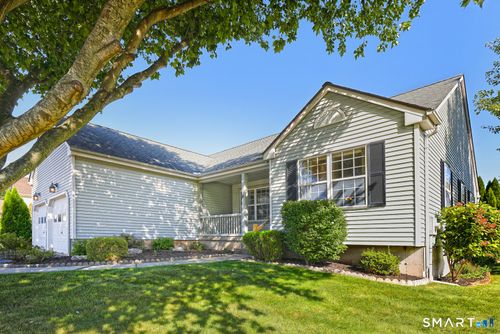 18 Gibson Lane, Middletown, CT, 06457 | Card Image