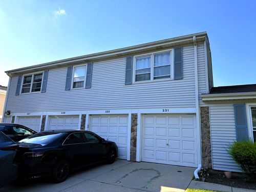 233 Harvest Ct, Vernon Hills, IL, 60061-1915 | Card Image