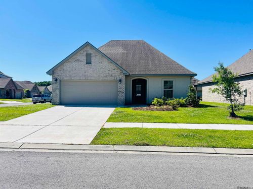 39123 Eminent Oaks Ave, Gonzales, LA, 70737-6225 | Card Image