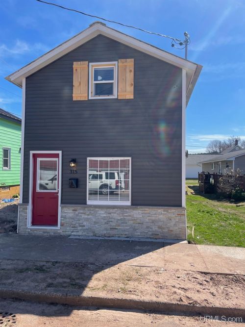 315 S First Street, Ishpeming, MI, 49849 | Card Image
