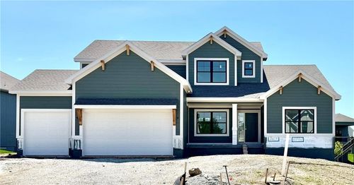 7605 Ne 103rd Ter, Kansas City, MO, 64157-8067 | Card Image