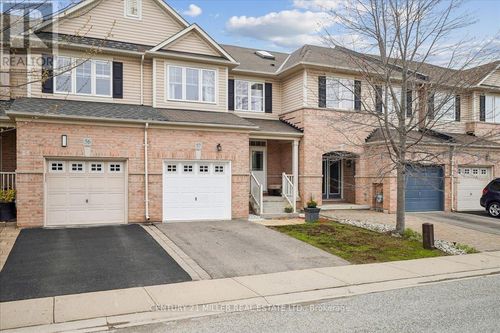 2019 Trawden Way, Oakville, ON, L6M0M3 | Card Image