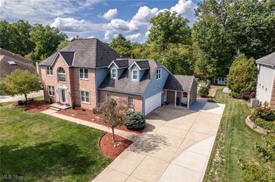 8754 Pointe Drive, House other with 4 bedrooms, 3 bathrooms and null parking in Broadview Heights OH | Image 2