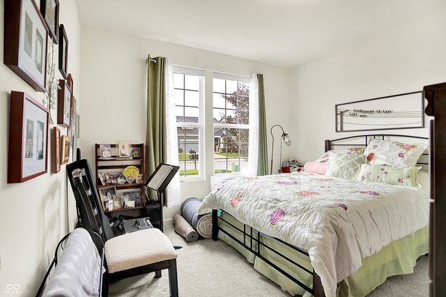 Front Guest bedroom with nice light and bathroom | Image 17