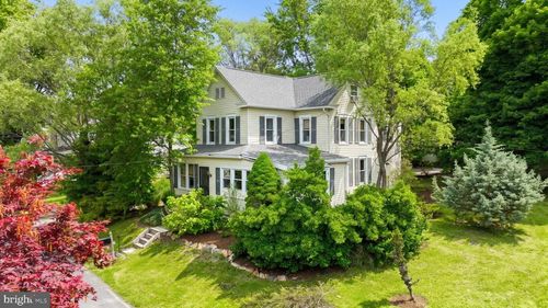 240 Circle Dr, RED LION, PA, 17356-8426 | Card Image