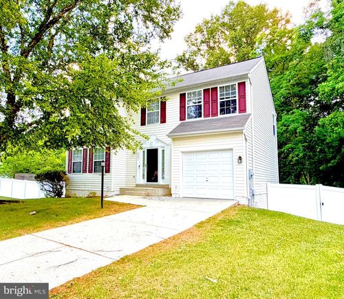 8301 Kingsbench Ct, WHITE PLAINS, MD, 20695-3492 | Card Image