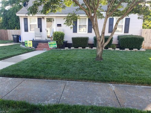 804 Pacific Ave, Portsmouth, VA, 23707-1419 | Card Image