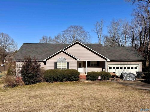 2166 James Dr, Southside, AL, 35907-5411 | Card Image