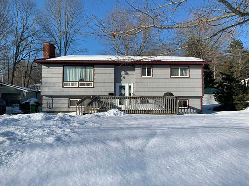 74 Miller Dr, Bridgewater, NS, B4V3B9 | Card Image