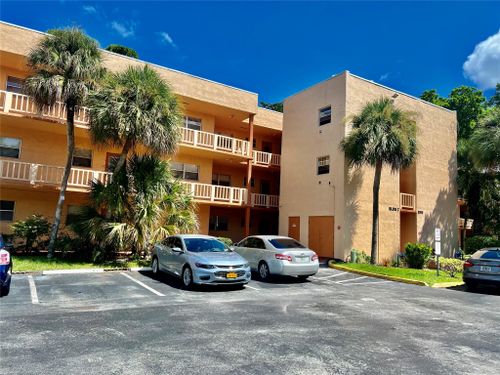 304-8390 Lagos De Campo Blvd, Tamarac, FL, 33321 | Card Image