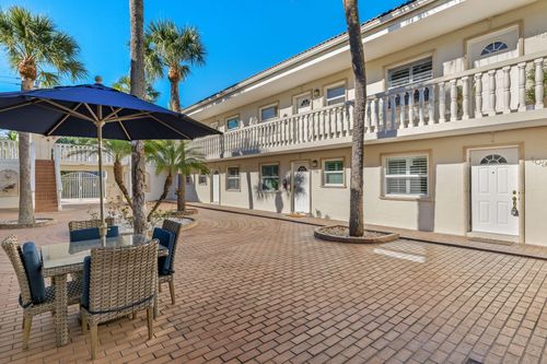 apt-109-980 7th Ave S, NAPLES, FL, 34102-6733 | Card Image