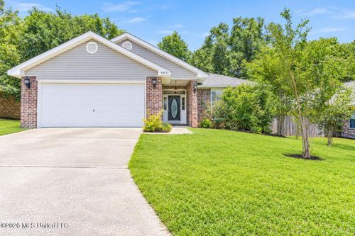 9931 Hamakua St, Diamondhead, MS, 39525-4433 | Card Image