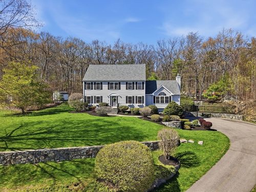 12 Riffles Ln, Hudson, MA, 01749-3305 | Card Image