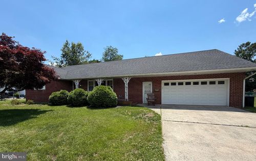 47 Benson Ave, PENNSVILLE, NJ, 08070-1412 | Card Image