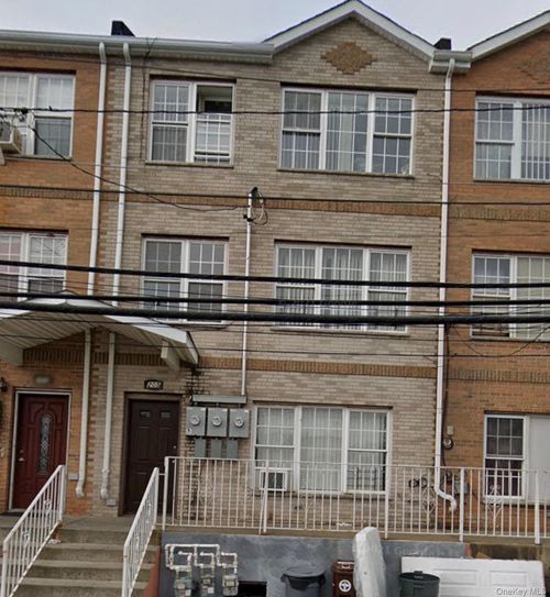 205 Beach 28th St, Far Rockaway, NY, 11691-2281 | Card Image