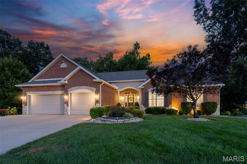 281 Fountain Dr, Glen Carbon, IL, 62034-1389 | Card Image